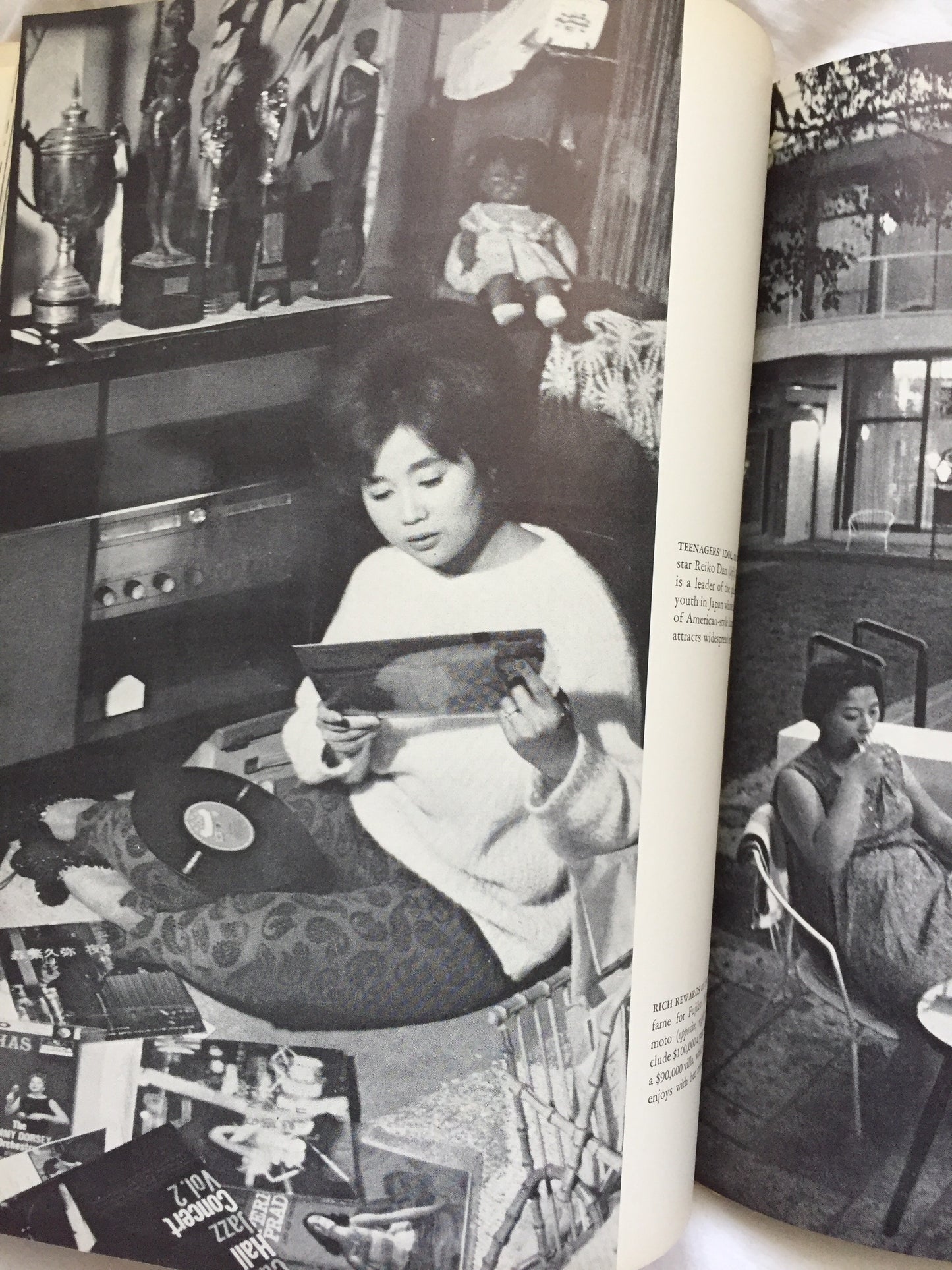 Life World Library Japan