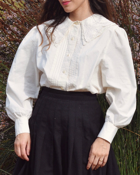 Double Collar Cotton Puff Blouse